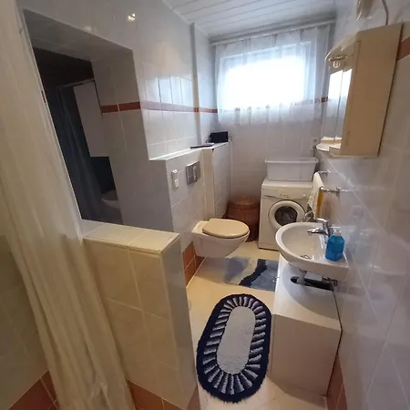 別荘 Otto Haus Monteurwohnung Im Efh Mit Seperatem Grundstueck
